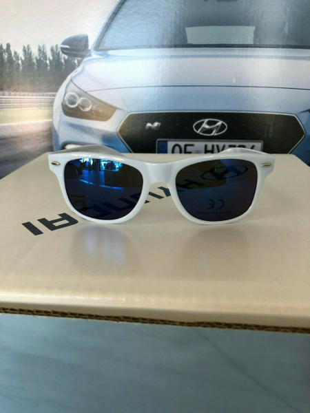 Hyundai i30N Brille